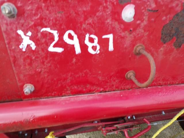 Image of New Holland 185 equipment image 1