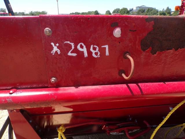Image of New Holland 185 equipment image 1