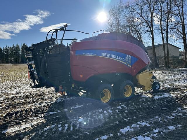 Image of New Holland Big Baler 340 equipment image 4