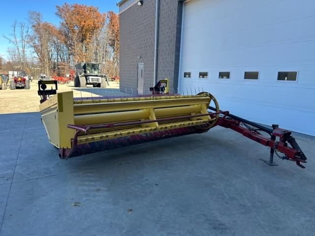 Image of New Holland 488 equipment image 3