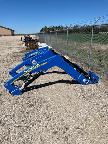 Main image New Holland 645TL