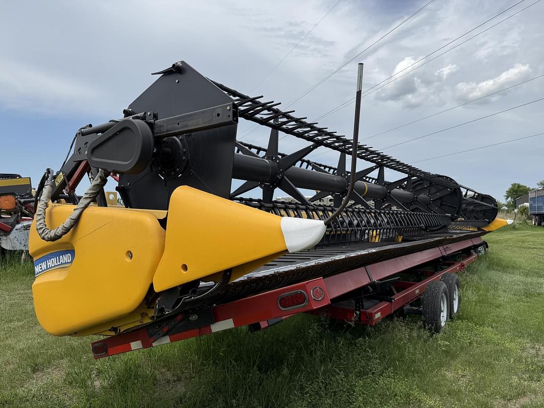 Image of New Holland 880CF Primary image