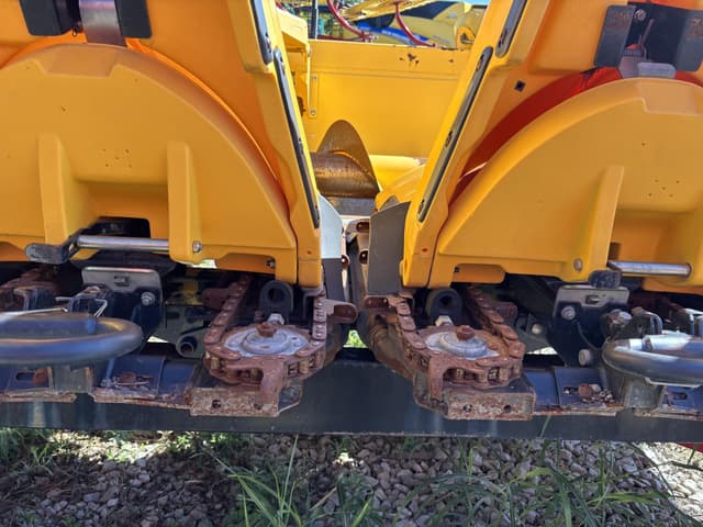 Image of New Holland 980CR equipment image 3