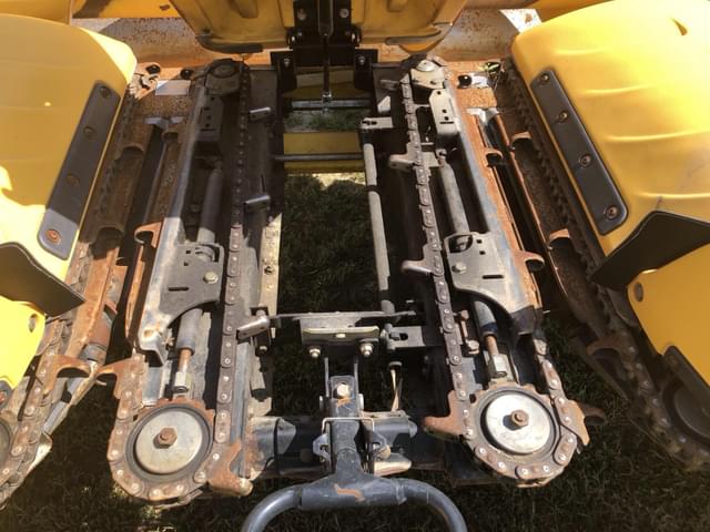 Image of New Holland 980CR equipment image 2