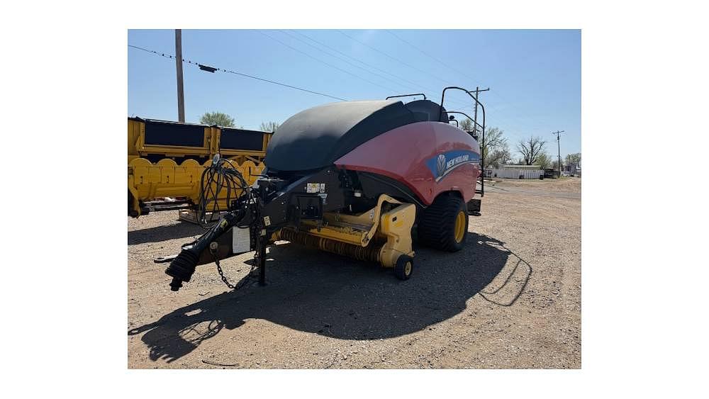 Image of New Holland Big Baler 340 Primary image