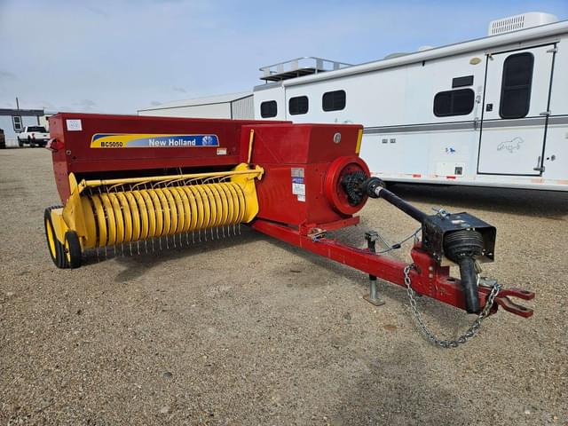 Image of New Holland BC5050 equipment image 1