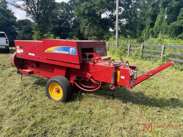 Image of New Holland BC5050 equipment image 4