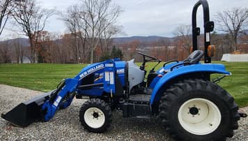Main image New Holland Boomer 33