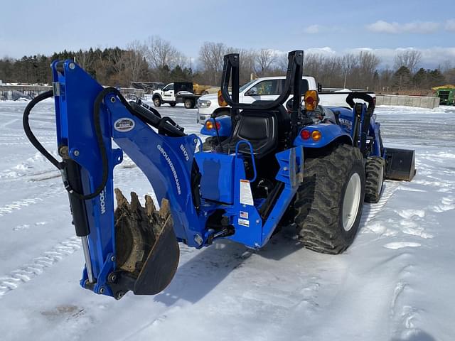 Image of New Holland Boomer 37 equipment image 2