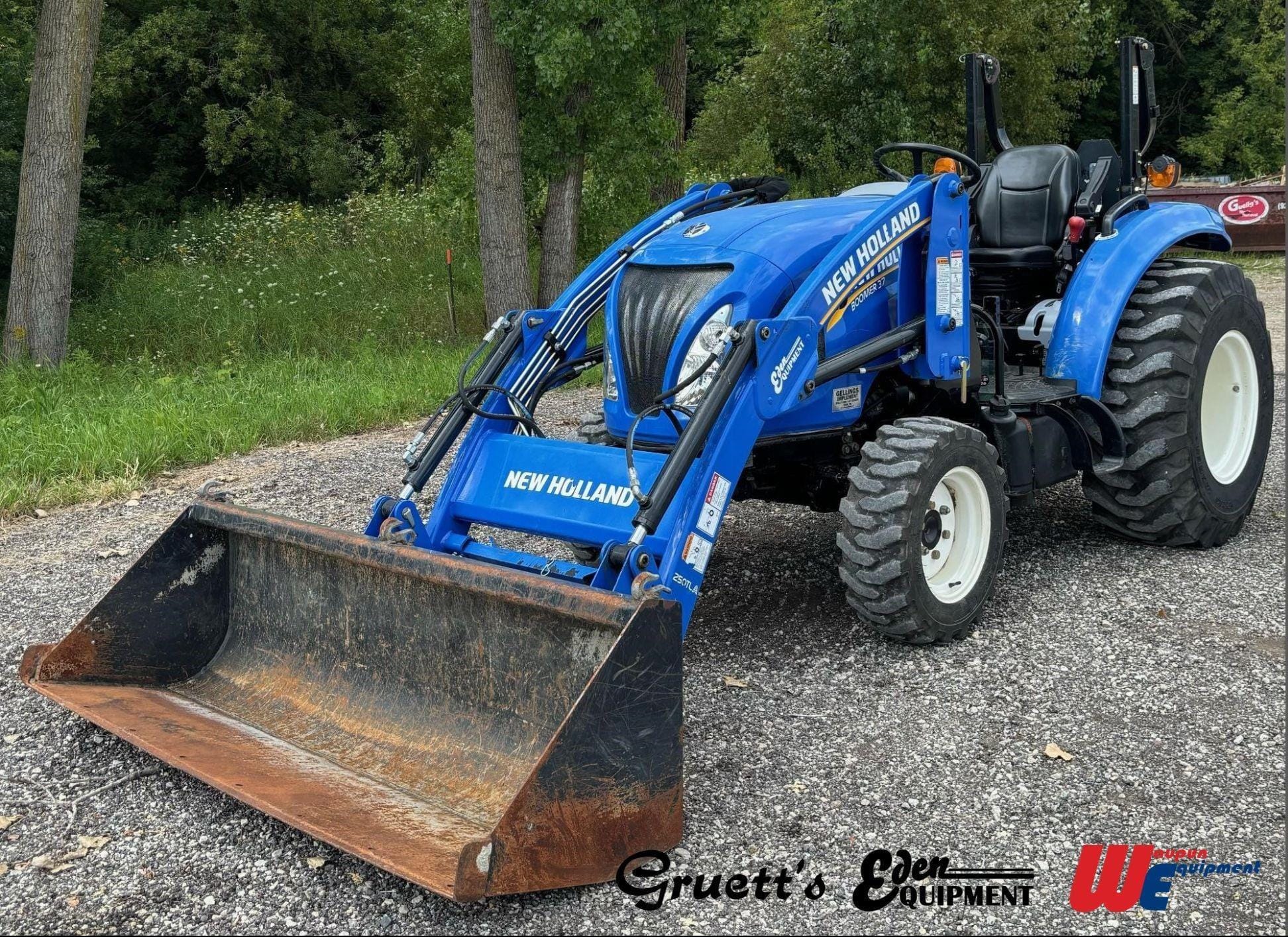 2014 New Holland Boomer 37 Equipment Image0