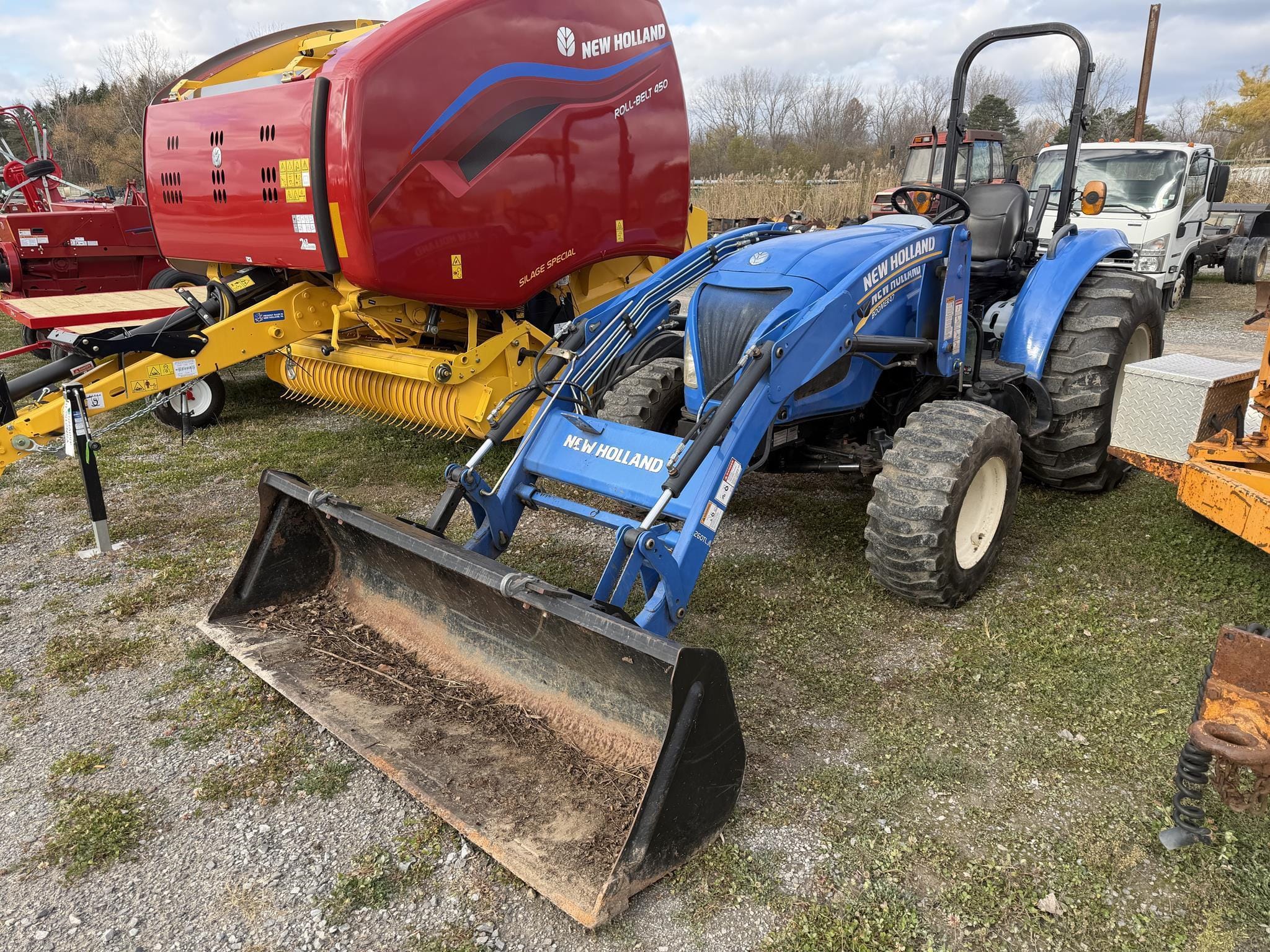 2014 New Holland Boomer 47 Equipment Image0