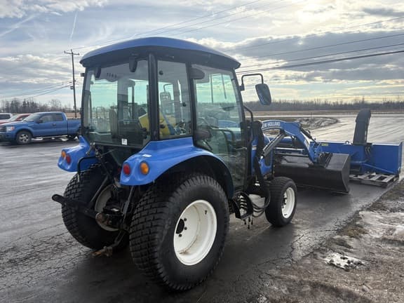 Image of New Holland Boomer 47 equipment image 4