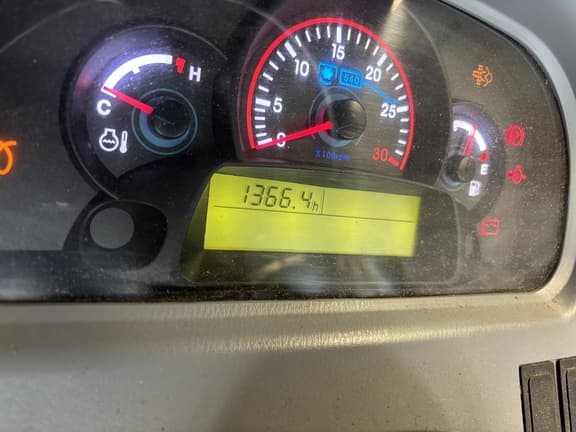 Image of New Holland Boomer 47 equipment image 4