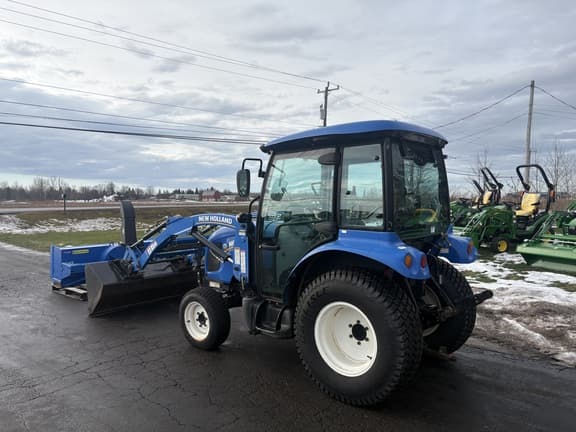 Image of New Holland Boomer 47 equipment image 2
