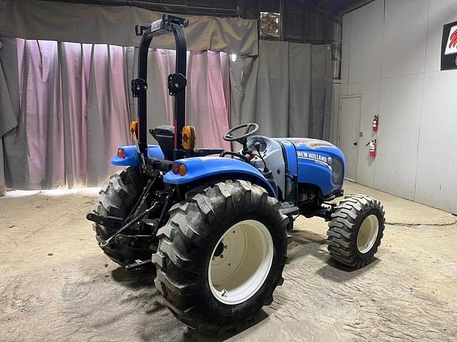 Image of New Holland Boomer 47 equipment image 4