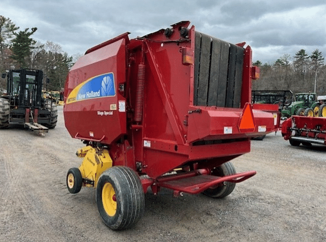 Image of New Holland BR7060 Silage Special equipment image 3