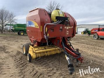 Main image New Holland BR7060 CropCutter