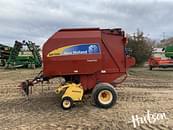 Thumbnail image New Holland BR7060 CropCutter 10