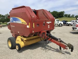 2014 New Holland BR7060 Image