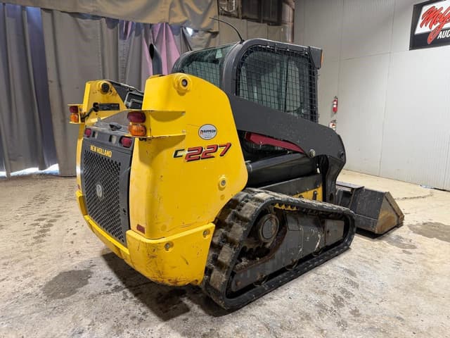 Image of New Holland C227 equipment image 4