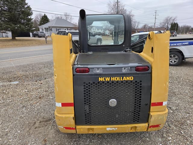 Image of New Holland C227 equipment image 3