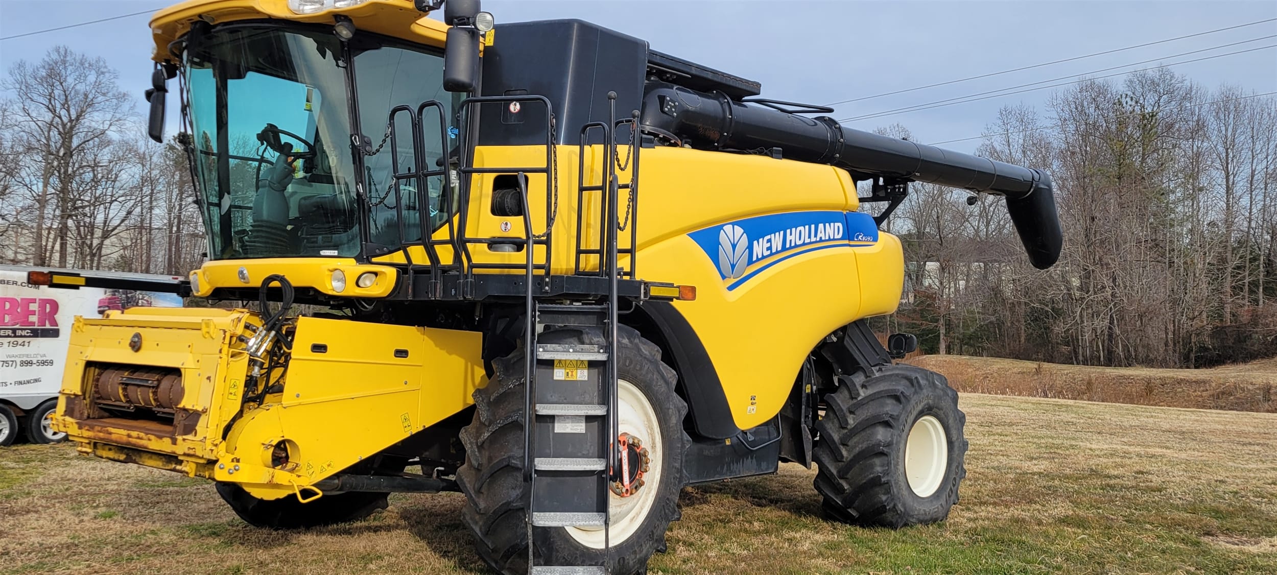 2014 New Holland CR8090 Equipment Image0