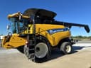2014 New Holland CR8090 Image