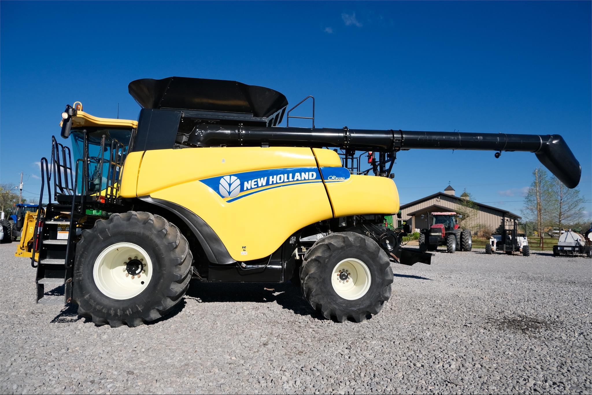 2014 New Holland CR8090 Equipment Image0
