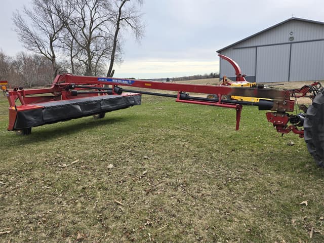 Image of New Holland 316 equipment image 4