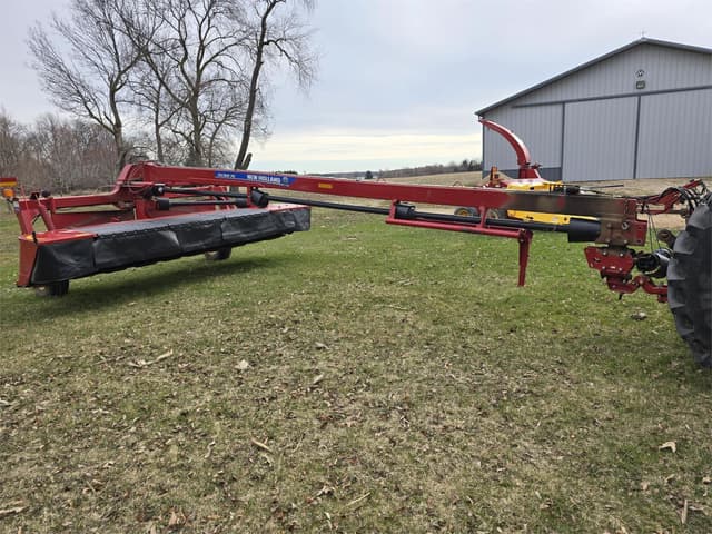 Image of New Holland 316 equipment image 4