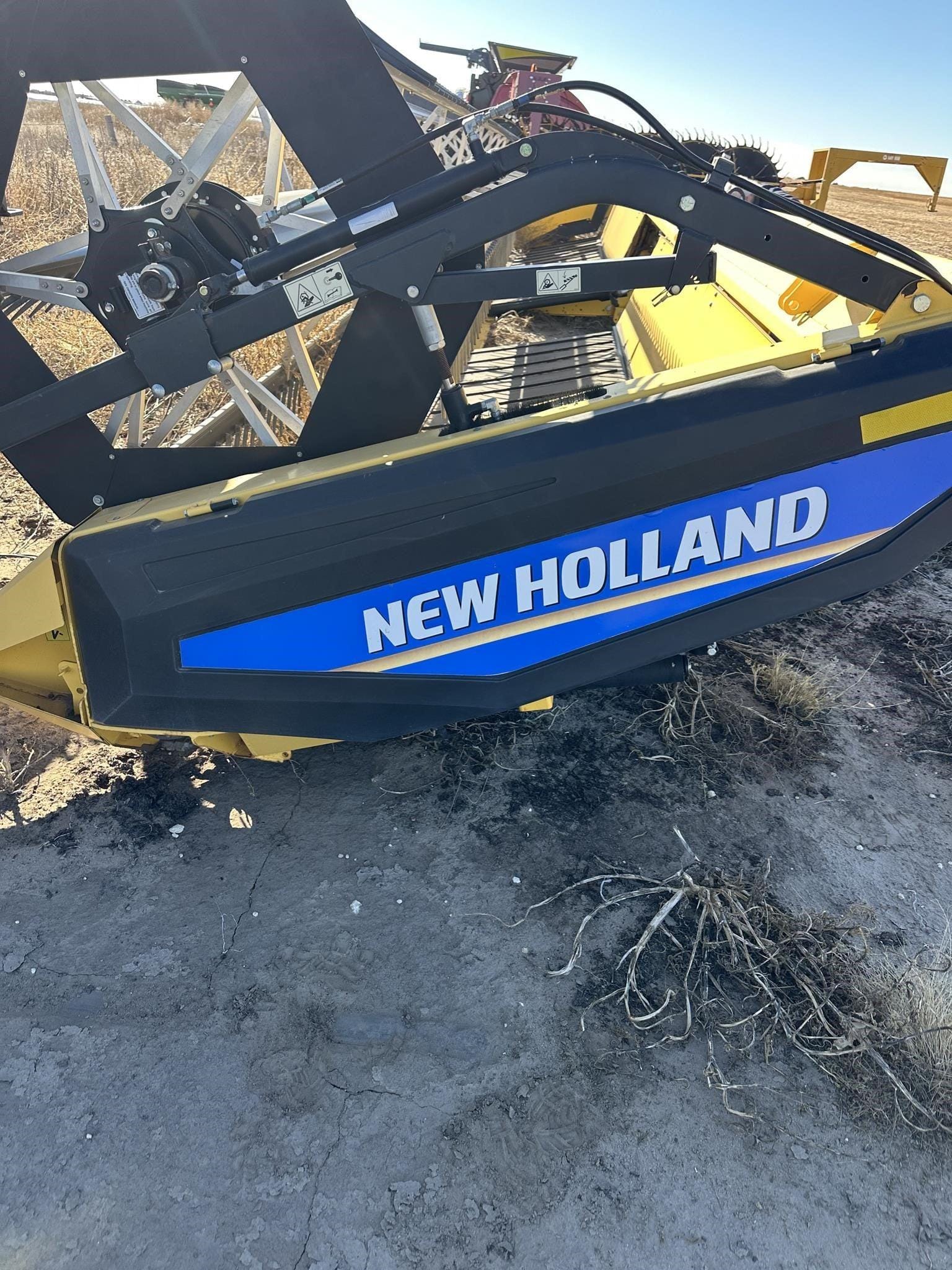 2014 New Holland 436HB Equipment Image0