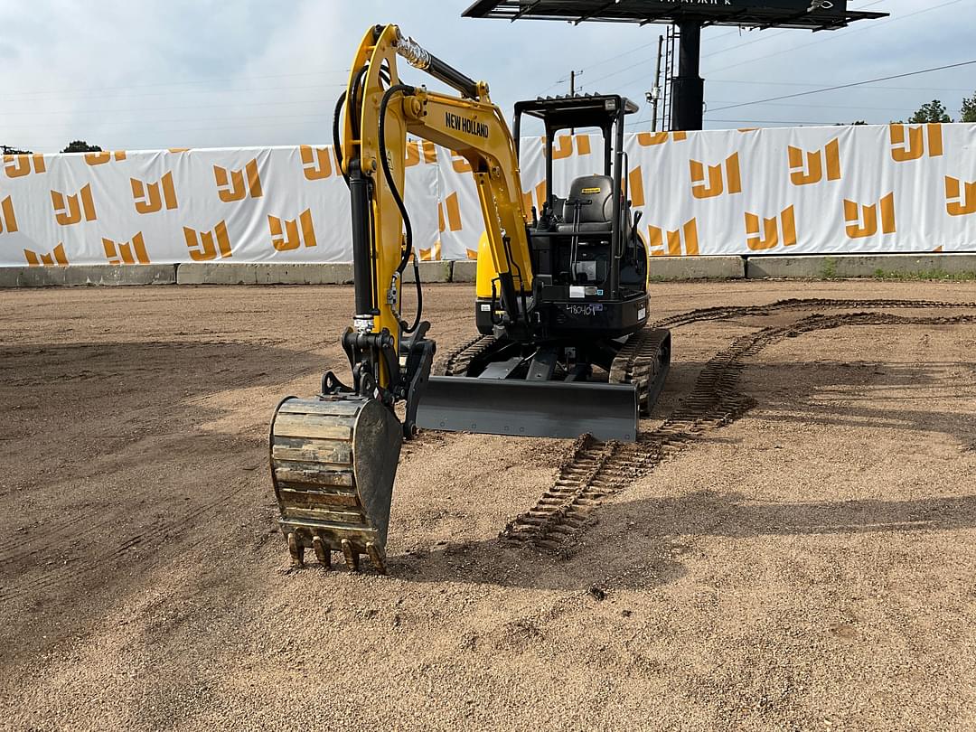 Image of New Holland E37C Primary image