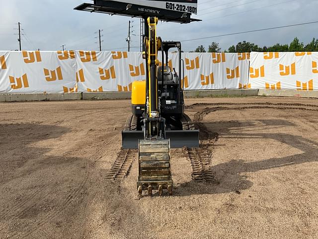 Image of New Holland E37C equipment image 1