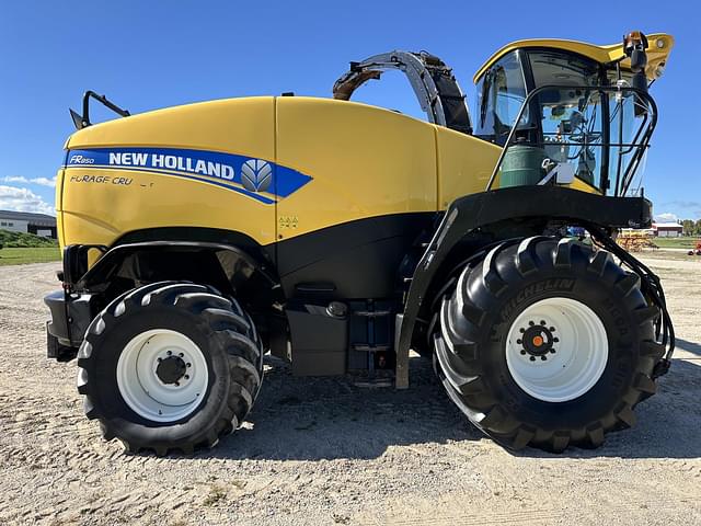 Image of New Holland FR850 equipment image 4