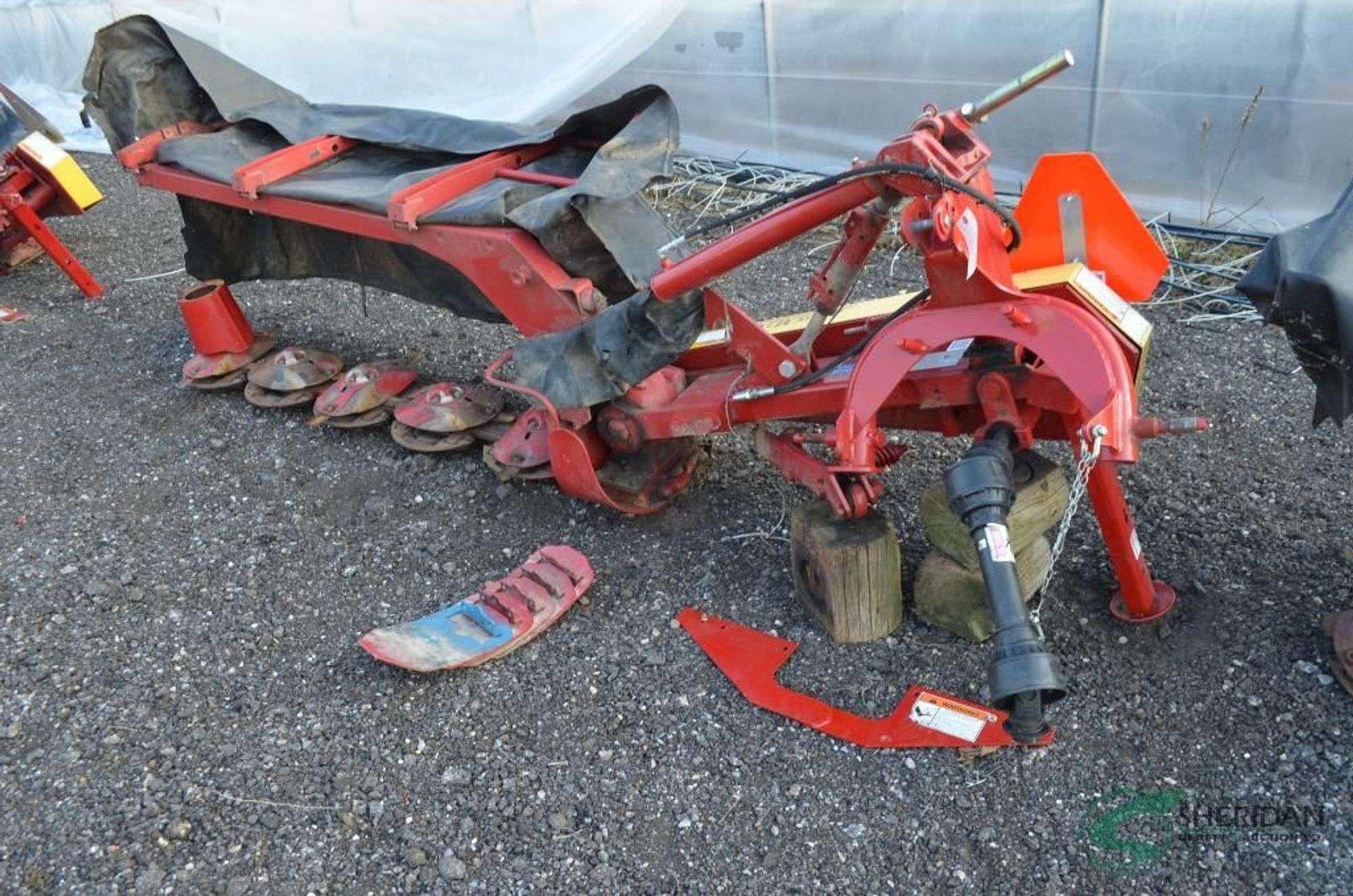 Main image New Holland H6730