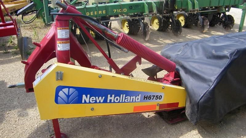 Image of New Holland H6750 Primary image