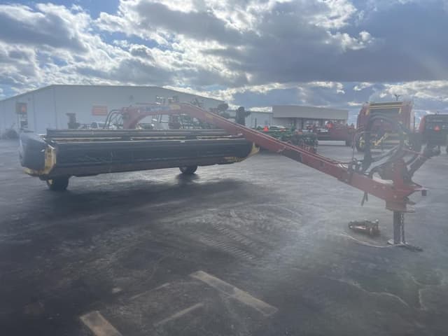 Image of New Holland H7150 equipment image 3