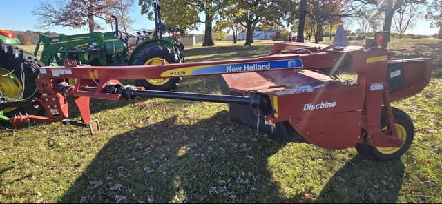 Image of New Holland H7230 equipment image 4