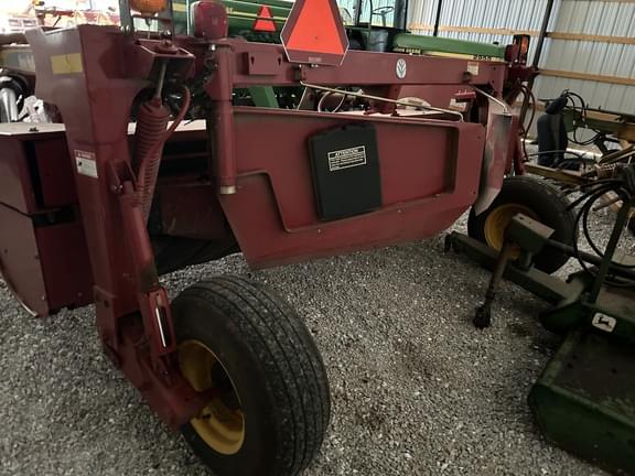Image of New Holland H7230 equipment image 3