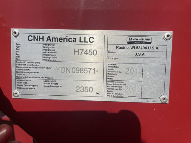 Image of New Holland H7450 equipment image 2