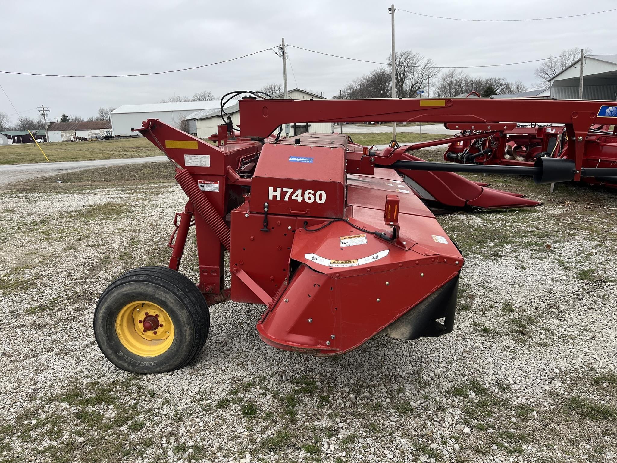 2014 New Holland H7460 Equipment Image0