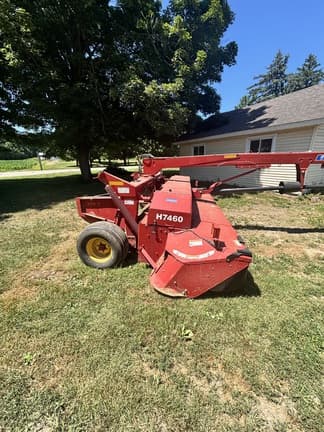 Image of New Holland H7460 equipment image 1