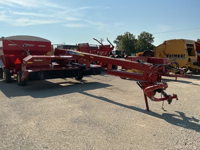 Image of New Holland H7550 equipment image 3