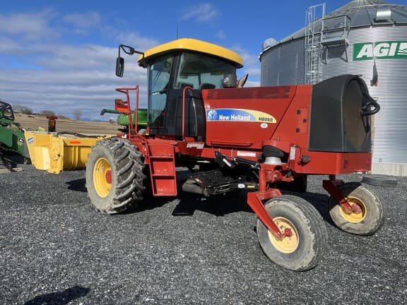 Image of New Holland H8060 equipment image 1