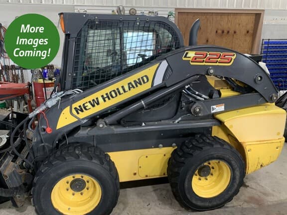 Image of New Holland L225 Primary Image