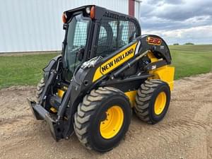 2014 New Holland L230 Image