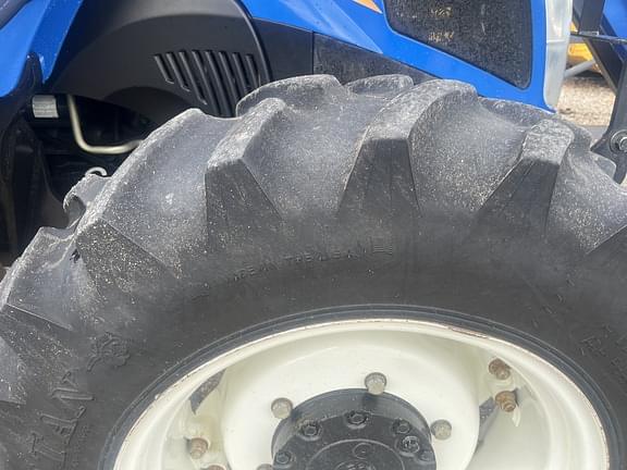 Image of New Holland T4.75 equipment image 4