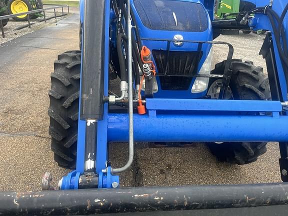 Image of New Holland T4.75 equipment image 3