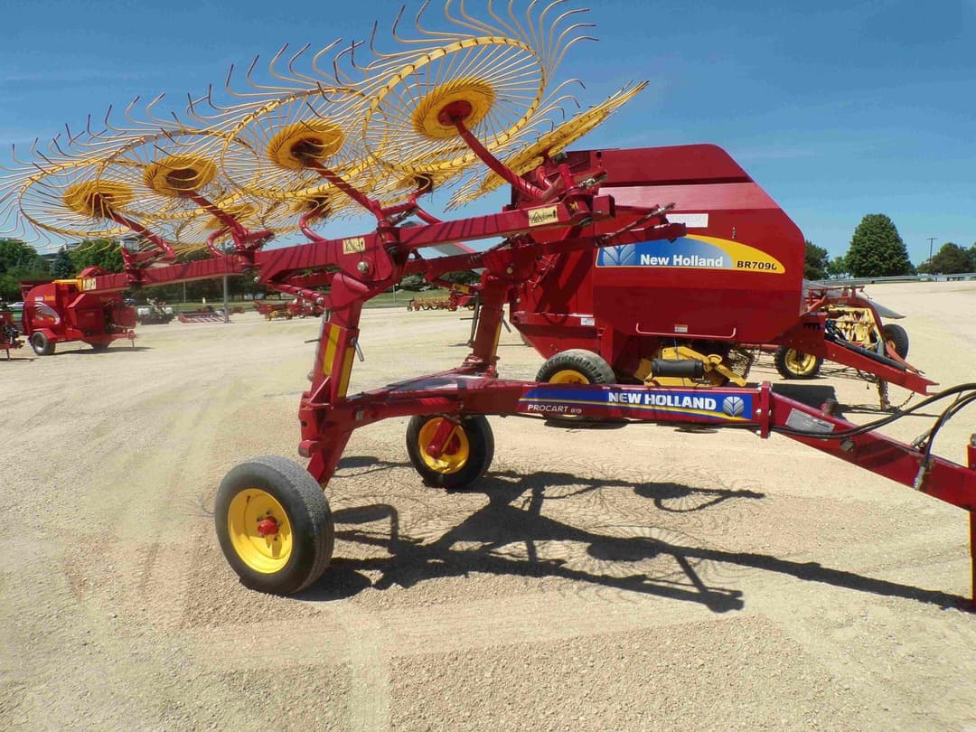Image of New Holland ProCart 819 Primary image