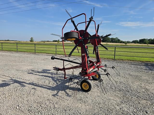 Image of New Holland ProTed 3417 equipment image 2